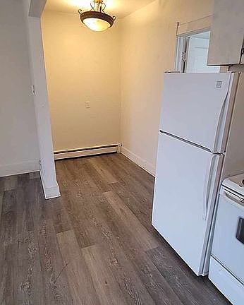 2nd image of 630 E 5th St #H