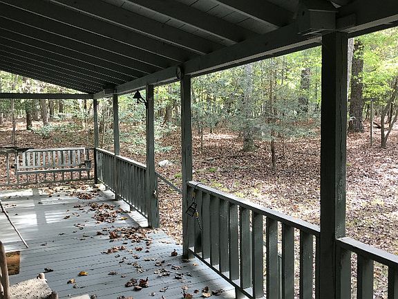 4th image of 1112 Palisade Dr