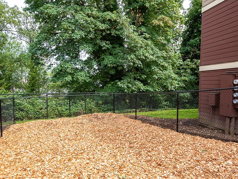 The Crossings | Dog Play Area