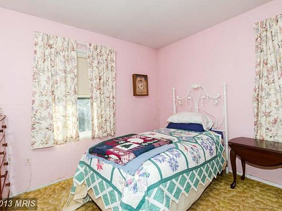 5th image of 103 Greenview Ave
