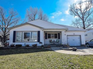 31 Ridgedale Dr, Decatur, IL 62521