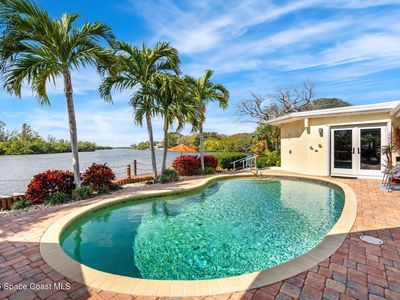 561 Capri Rd, Cocoa Beach, FL, 32931