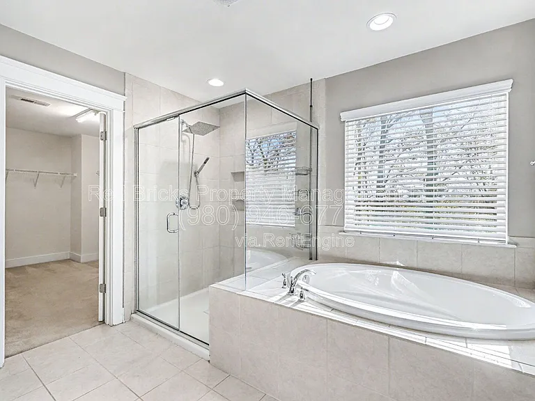149 Kingston Dr — Photo 28