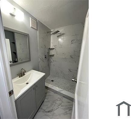 1st image of 11 Brenton St #2