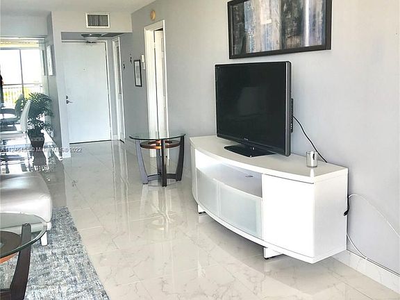 4th image of 3031 N Ocean Blvd APT 704