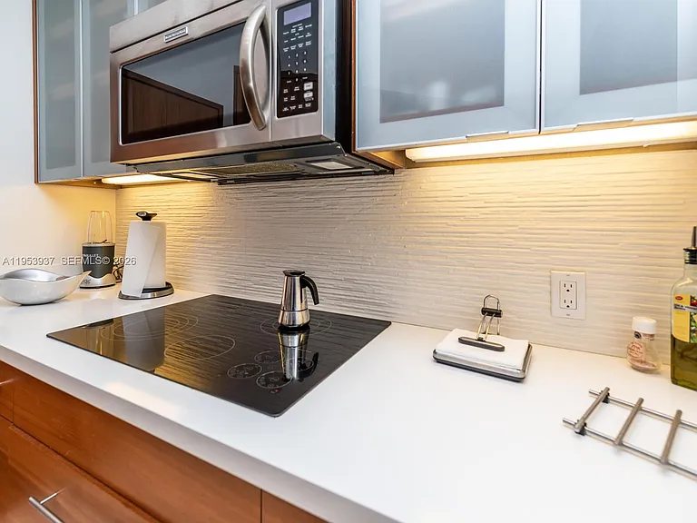 888 Brickell Key Dr #210 — Photo 31