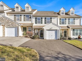 40 Heron Dr, Denver, PA 17517