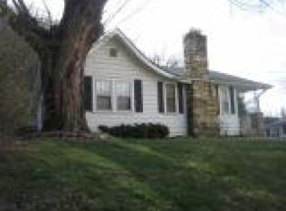 20 Pearl St, Canton, NC 28716