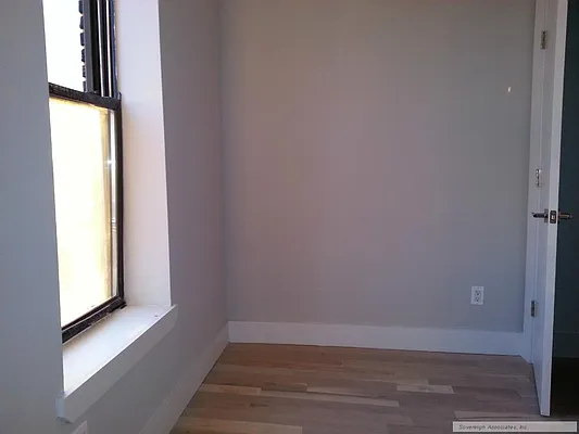 Rented by Sovereign Associates | media 9