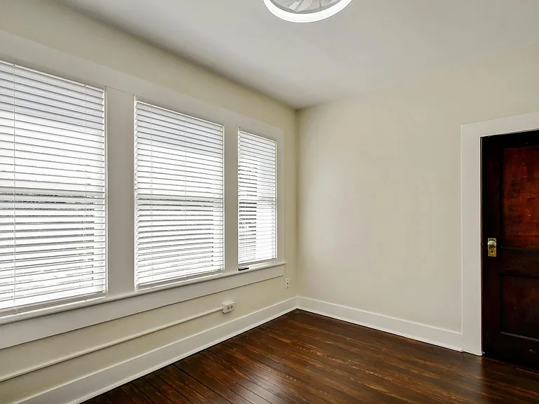 423 W Woodlawn Ave #2 — Photo 18