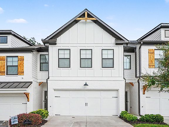 2nd image of 19 Steelwood Dr