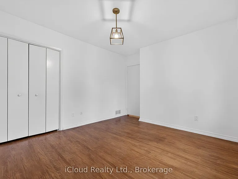 52 Montressor Dr — Photo 18