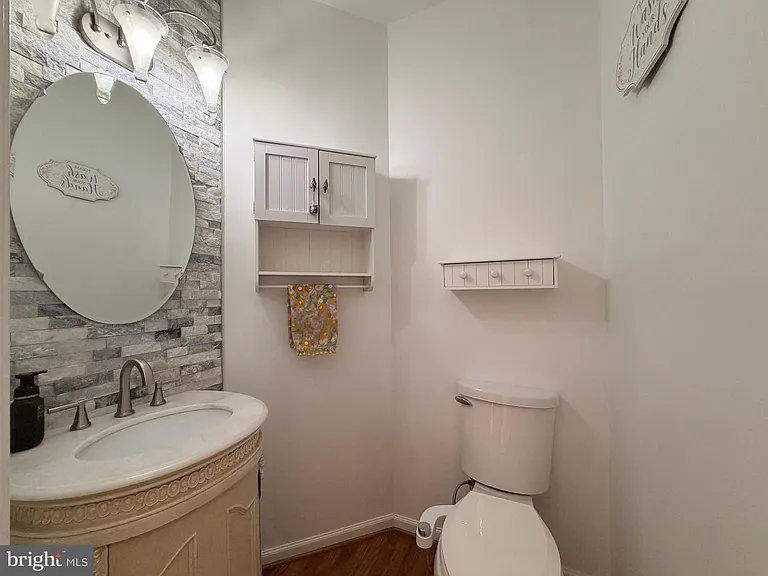 10214 Moss Tower Pl — Photo 17