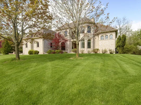 10935 N Oriole LANE, Mequon, WI 53092