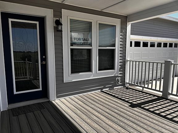 6B-049 SH Porch