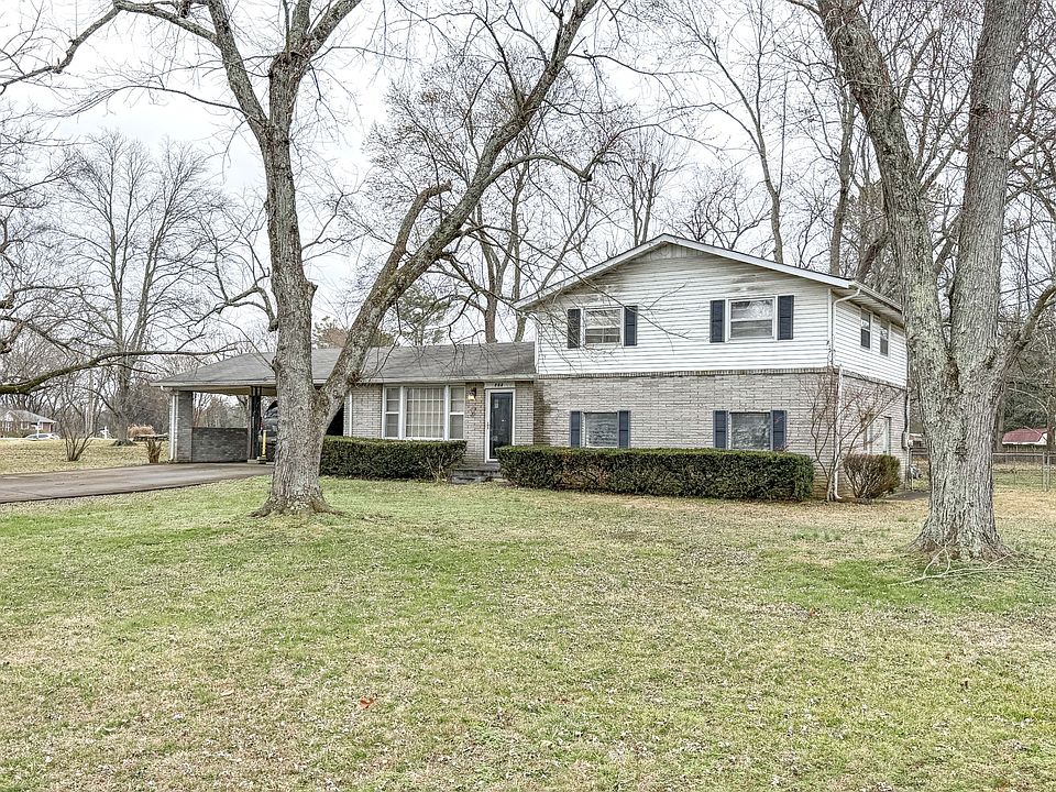 1st image of 702 Belaire Dr