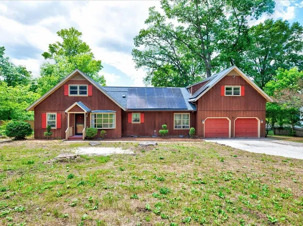 2949 Woodside Ave, Graham, NC 27253