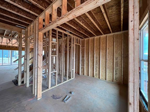 Mayes Hall Homesite 6