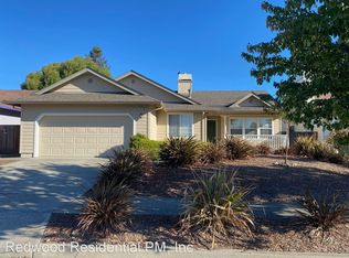 2065 Seville St, Santa Rosa, CA 95403