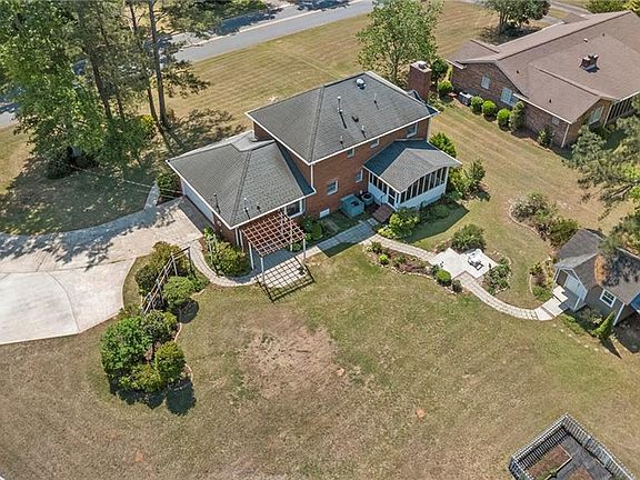 5th image of 108 Kennesaw Dr