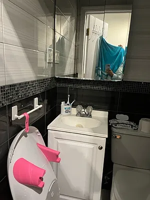 Rented by Yup Realty LLC | media 18