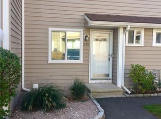 295 Jefferson Woods #295, Branford, CT 06405