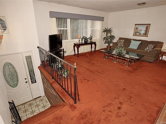 2nd image of 9 Smith Ct