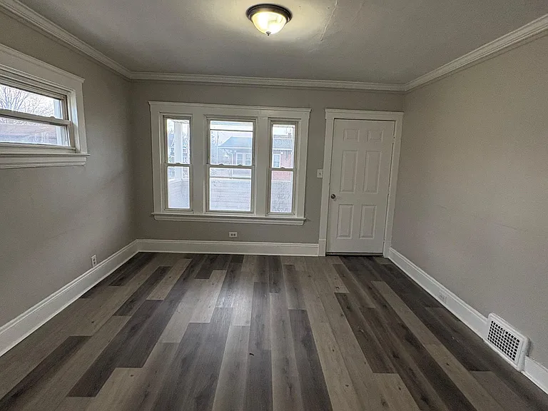 12531 Forest Ave #2 — Photo 3