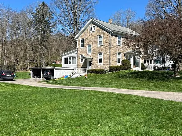 57 High St, Canton, PA 17724