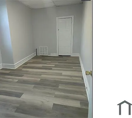 2 bed, $1,200 — Photo 2