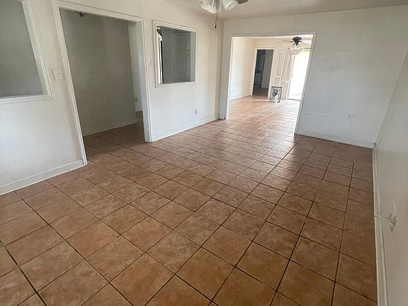 4th image of 3110 N 27th Cir