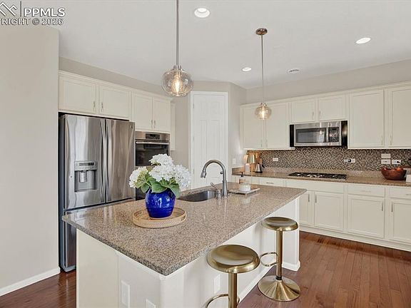 5th image of 7106 Golden Acacia Ln