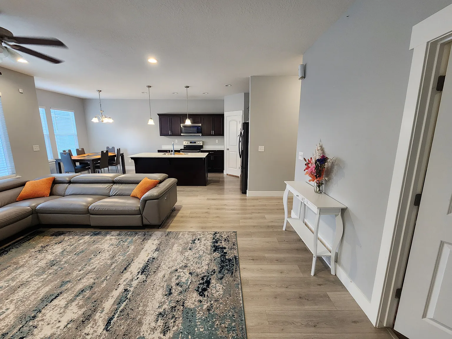 1646 N 3950 W — Photo 2