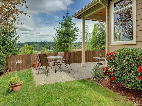 4th image of 12052 157th Ct NE