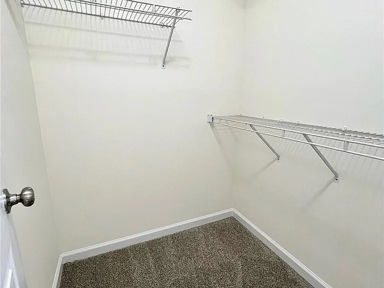 715 Ashburton Dr — Photo 19