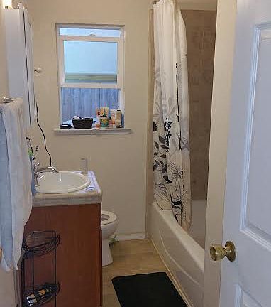 3rd image of 539 N San Jose St