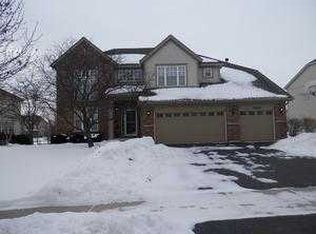 26335 W Whispering Woods Cir, Plainfield, IL 60585