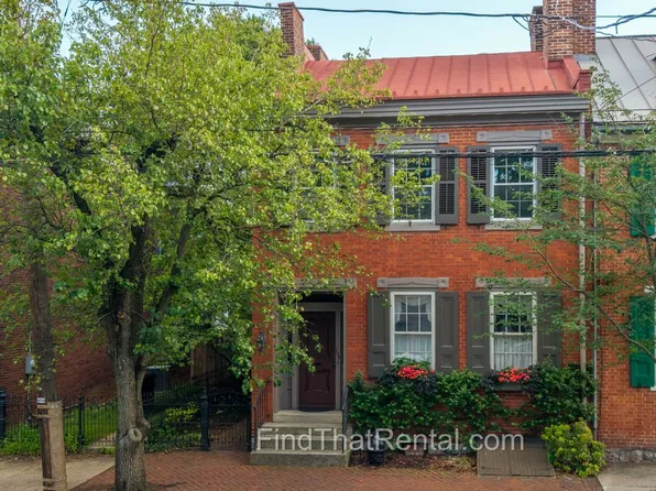 136 W Pomfret St, Carlisle, PA 17013