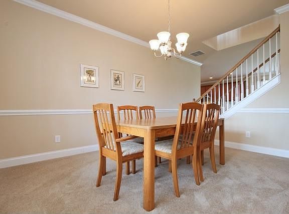 4th image of 228 Rock Castle Dr