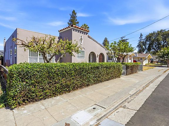 3rd image of 1253 Singletary Ave