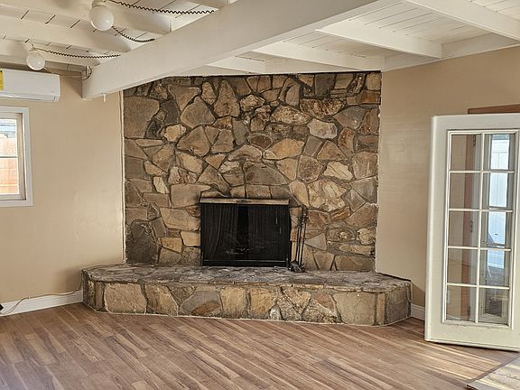 3rd image of 15515 Harvest Ave #B