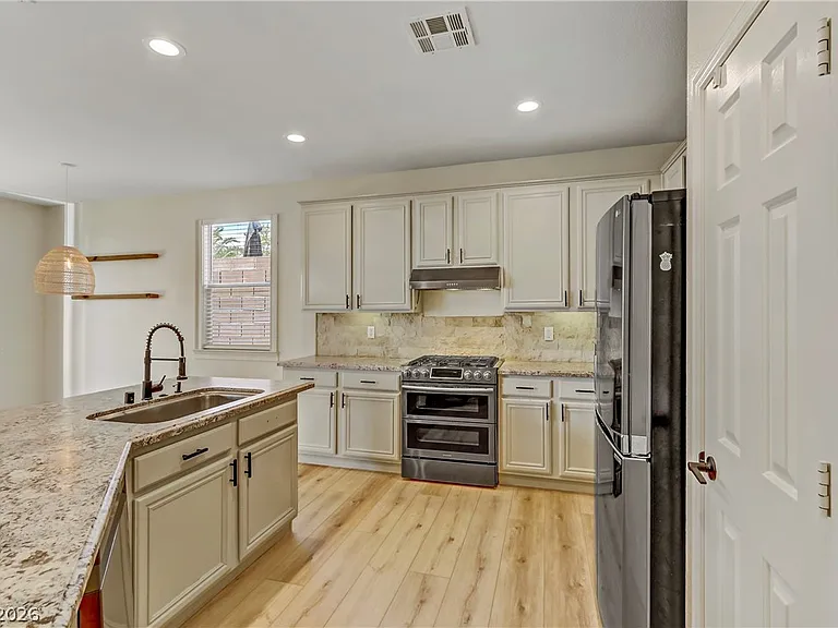 11223 Tribiani Ave — Photo 13