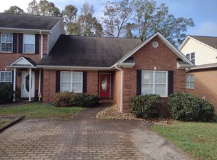 279 N Oak Ave, Landrum, SC 29356