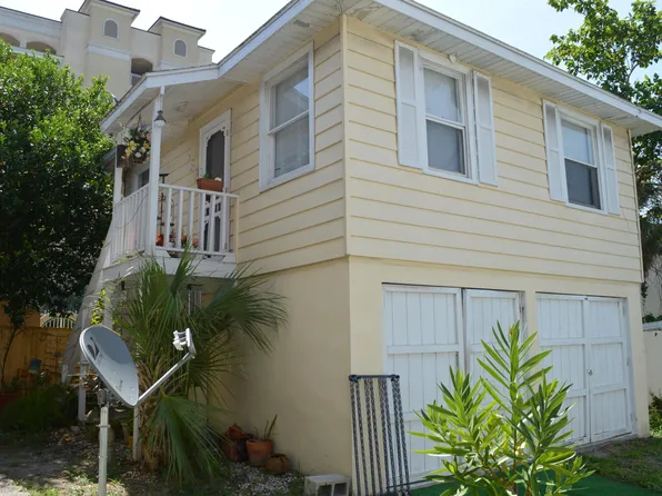 186 11th Ave S, Jacksonville Beach, FL 32250