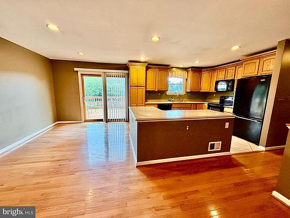 5th image of 3275 Sykesville Rd