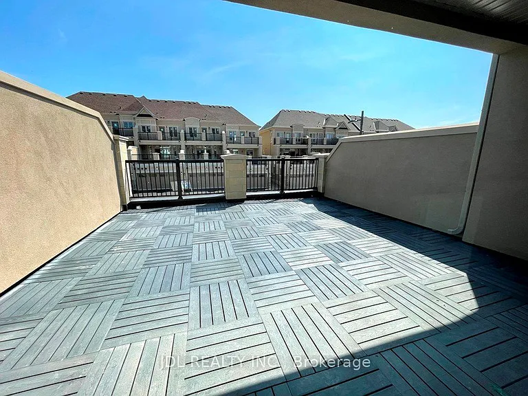95 Grand Trunk Ave — Photo 16