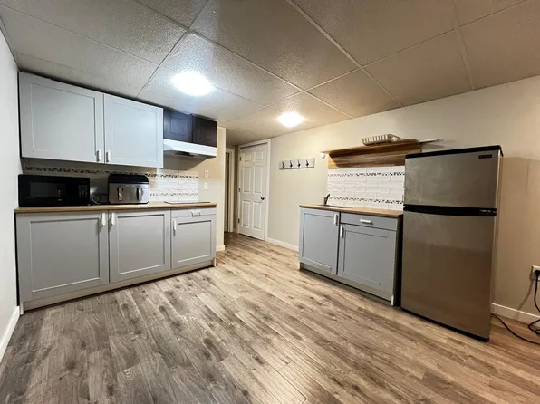 (undisclosed Address), Calgary, AB T2K 2H2