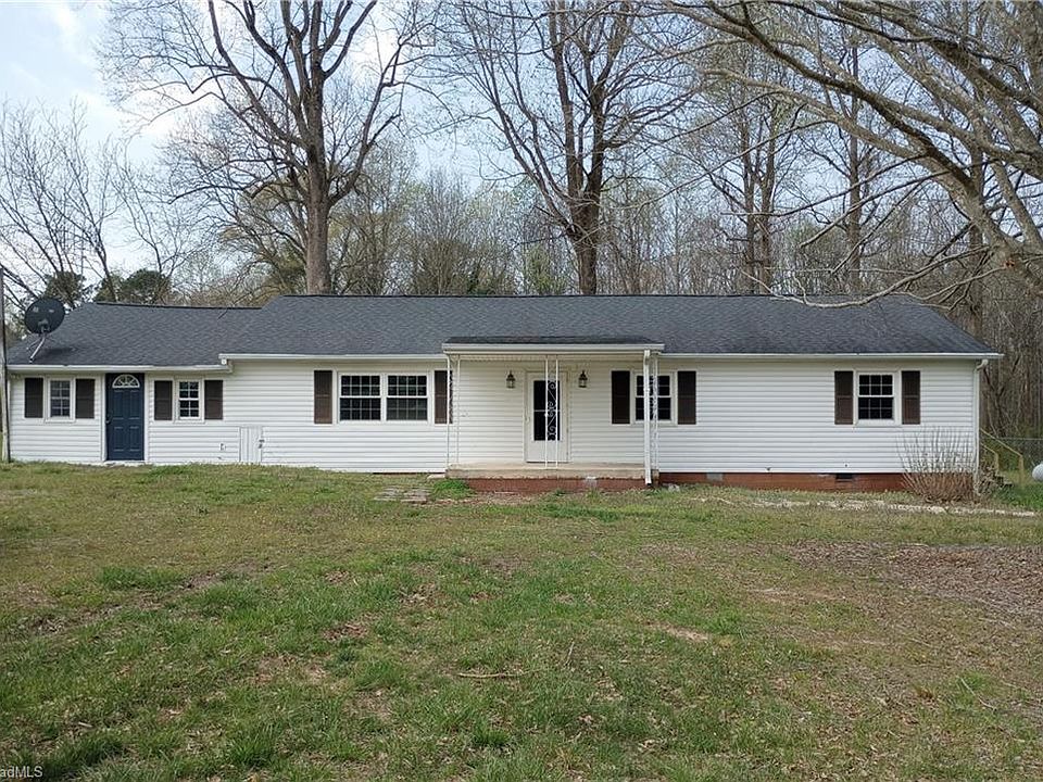 1st image of 4077 Ramseur Julian Rd