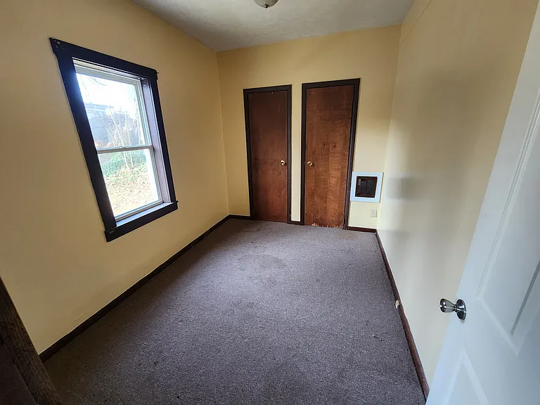 573 Benjamin St #2 — Photo 8