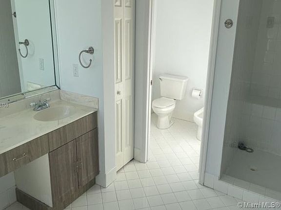 3rd image of 11268 NW 58th Ter